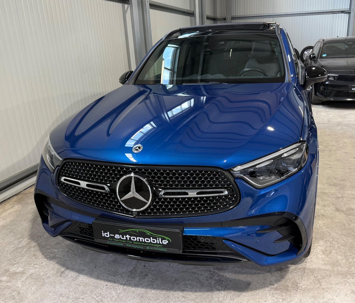 Mercedes-Benz GLC 300 4Matic, HeadUp, Luftfahrwerk, wenig KM
