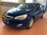 Opel Astra J Lim. 5-trg. Design*Tüv Neu*Klima*Insp.Ne - Opel Astra: Design