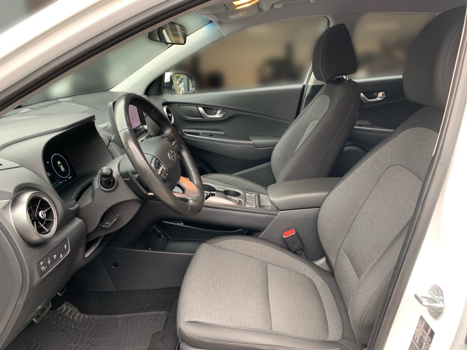 Fahrzeugabbildung Hyundai Kona Select Elektro 11 kW OBC Sitzheizung