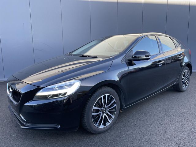 Volvo V40 D2 AIRCO CC LED PDC 16" *B2B ONLY*