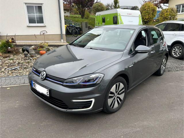 Volkswagen Golf e-Golf 