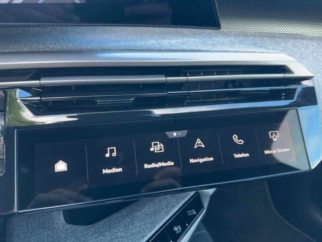 Foto Nummer 18: PEUGEOT 3008