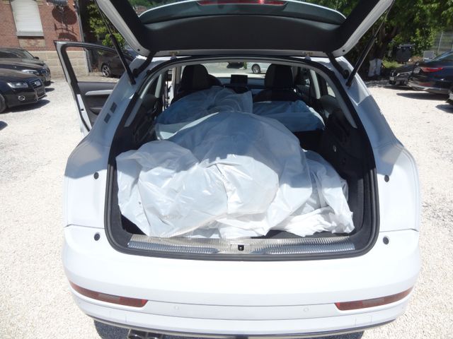 Fahrzeugabbildung Audi Q3 sport/Pano/1.Hand/AHK/Leder/LED/83.900km/