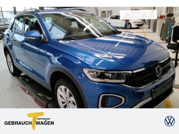 Volkswagen T-Roc 1.5 TSI DSG LIFE LM17 NAVI AHK KAMERA