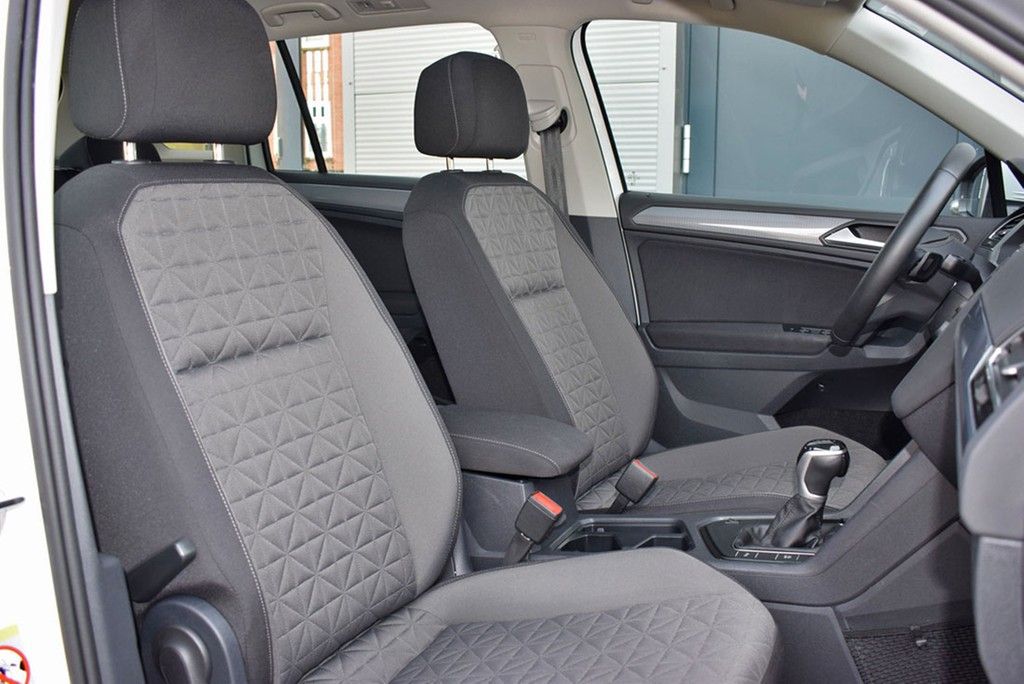 Volkswagen Tiguan TDI 2.0 DSG Life Fahrschule LED AHK Pano foto 5