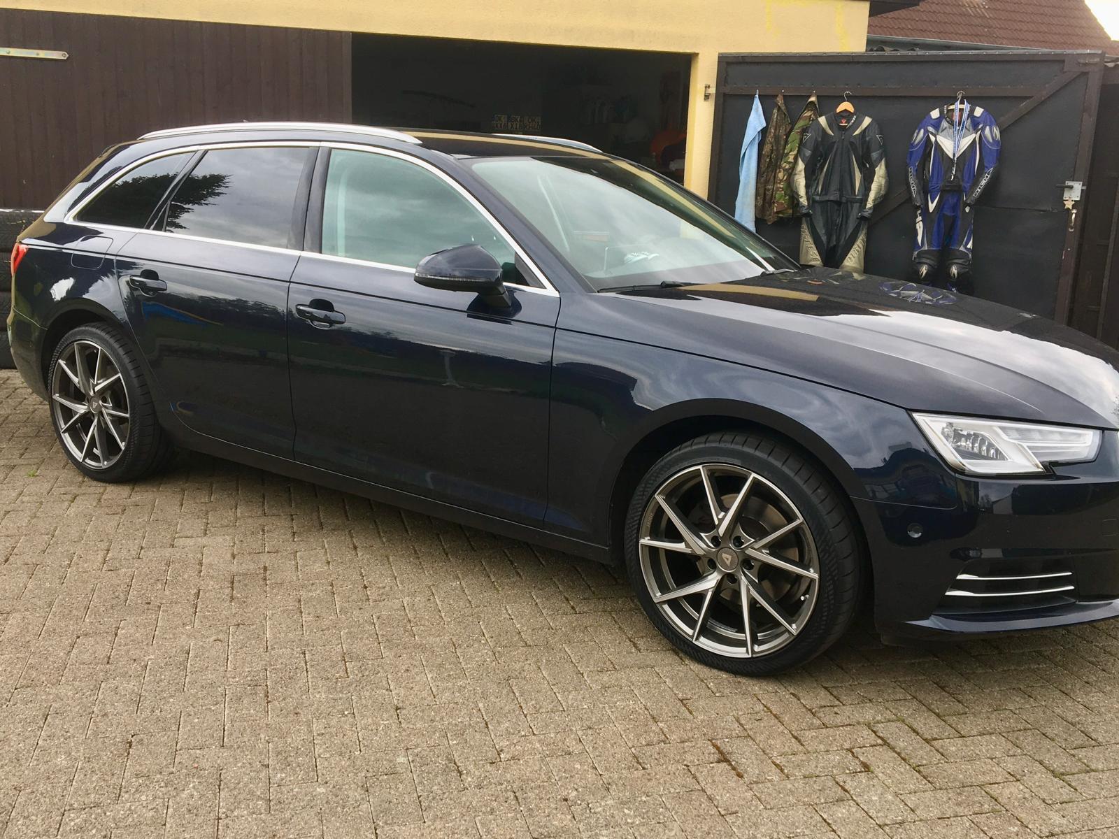 Audi A4 Sport Ultra Garagenwagen, Digital Tacho