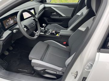 Opel Astra ST 1.2 Turbo Edition AGR-Sitz Winterpaket