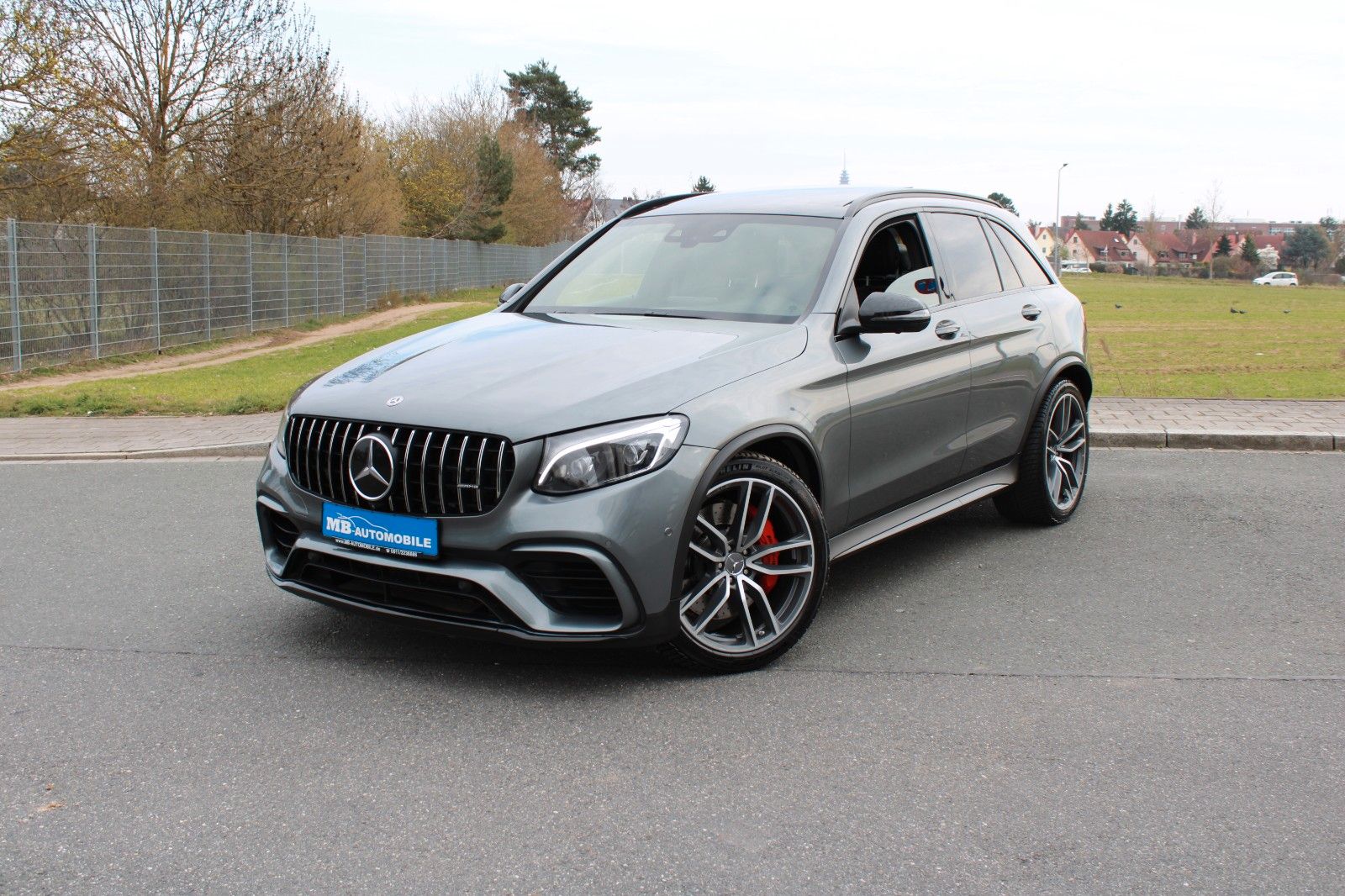 MERCEDES-BENZ GLC 63 S AMG 4Matic Pano Burmester 360° SportAgA