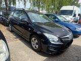 Hyundai i30 SW blue 1.6 CRDi*AUX*Klima* - Hyundai i30 SW Gebrauchtwagen