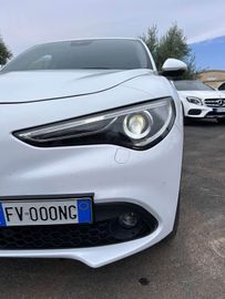 Alfa-Romeo Stelvio - 3