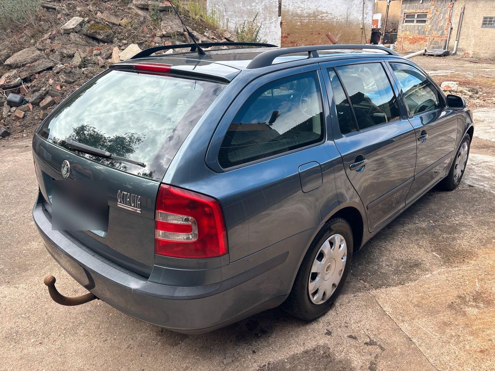 Skoda Octavia 2005 — engine 77 HP (57kW)