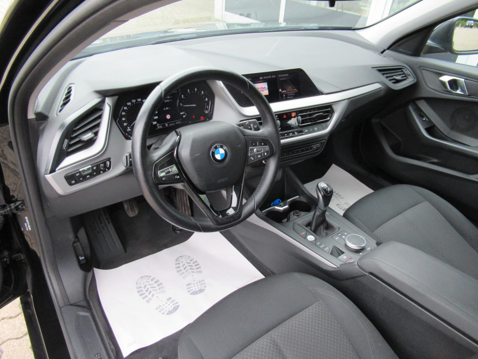 BMW 116 1 Limousine 116 i, миниатюра 9