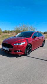 Ford Mondeo Titanium 2.0 Benzin Automatik - Ford Mondeo mit Benzin-Antrieb: Limousine, 2.0