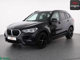 BMW X1 sDrive18i SPORT LINE KAMERA,AMBIENTE,1.HD,SH - BMW X1 mit Benzin-Antrieb: Schwarz, Ambiente-Beleuchtung