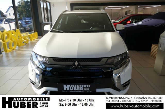 Mitsubishi Outlander 2.4 Plug-inHybrid Plus Spirit 4 WD