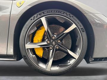 2022 Ferrari SF90 缩略图 12
