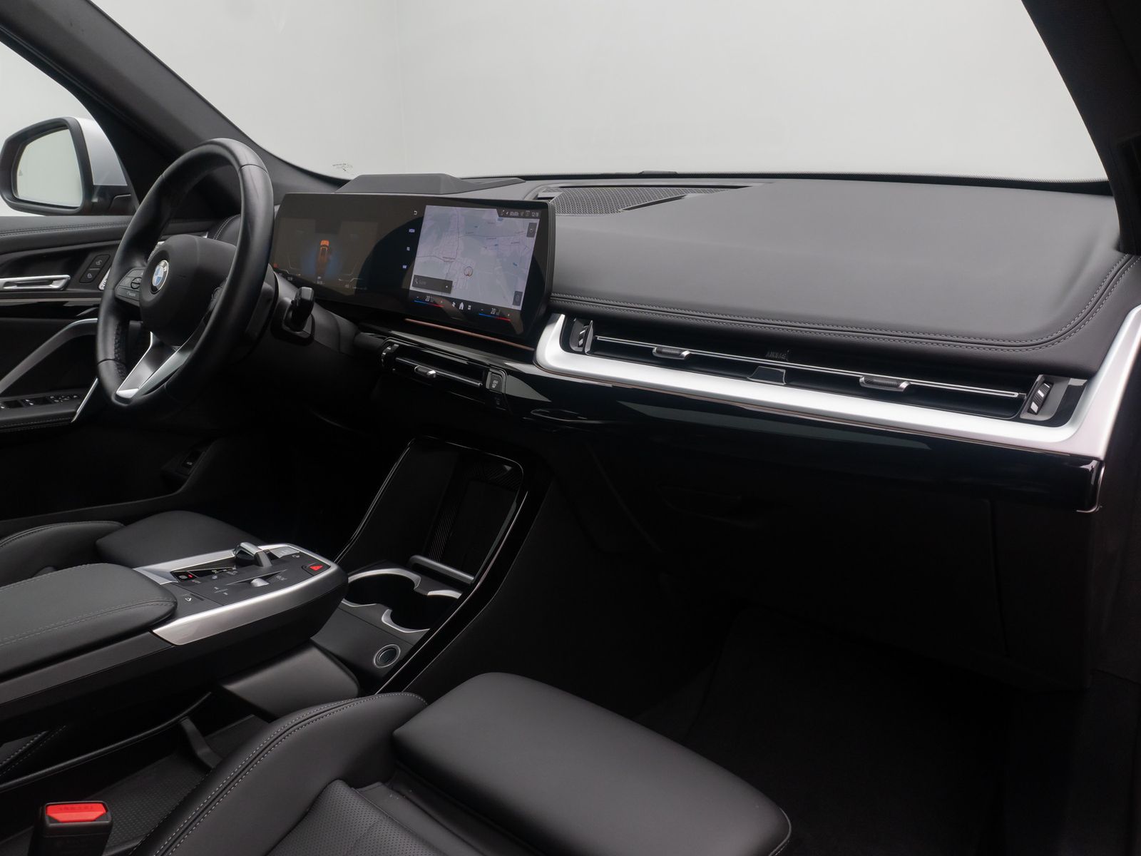 Fahrzeugabbildung BMW X1 xD23d xLine Panoram 360&deg;HUD AHK H/K DAB Voll