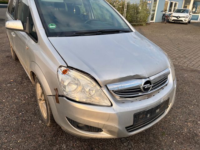 Opel Zafira B Edition