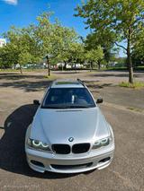 BMW E46 330i 330xi Touring M-Paket 2 - BMW 330 Kombi M 330i paket mit Benzin-Antrieb