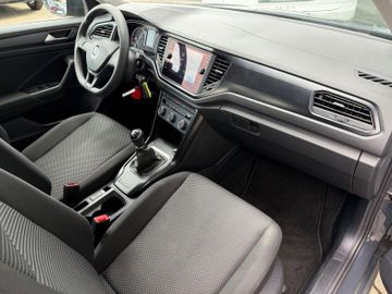 Volkswagen T-Roc - 4