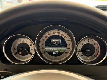 Mercedes C 220 - 12