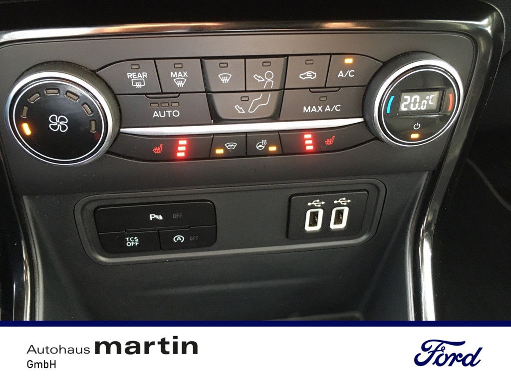 Fahrzeugabbildung Ford EcoSport 1.0 Titanium NaviApp KLIMA SHZ PDC B&O