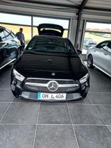 Mercedes-Benz A 160 - - Mercedes-Benz A 160 in Hamburg