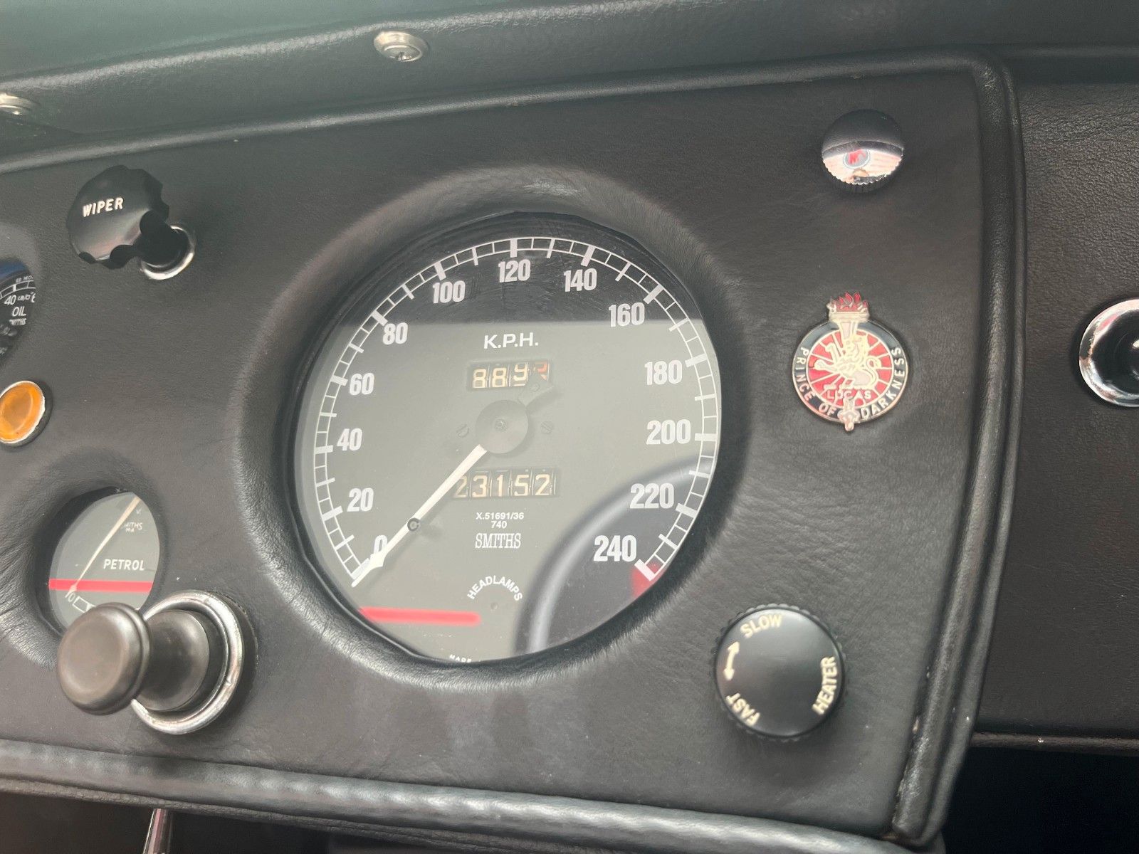 Fahrzeugabbildung Jaguar XK 140 SE-C OTS Roadster