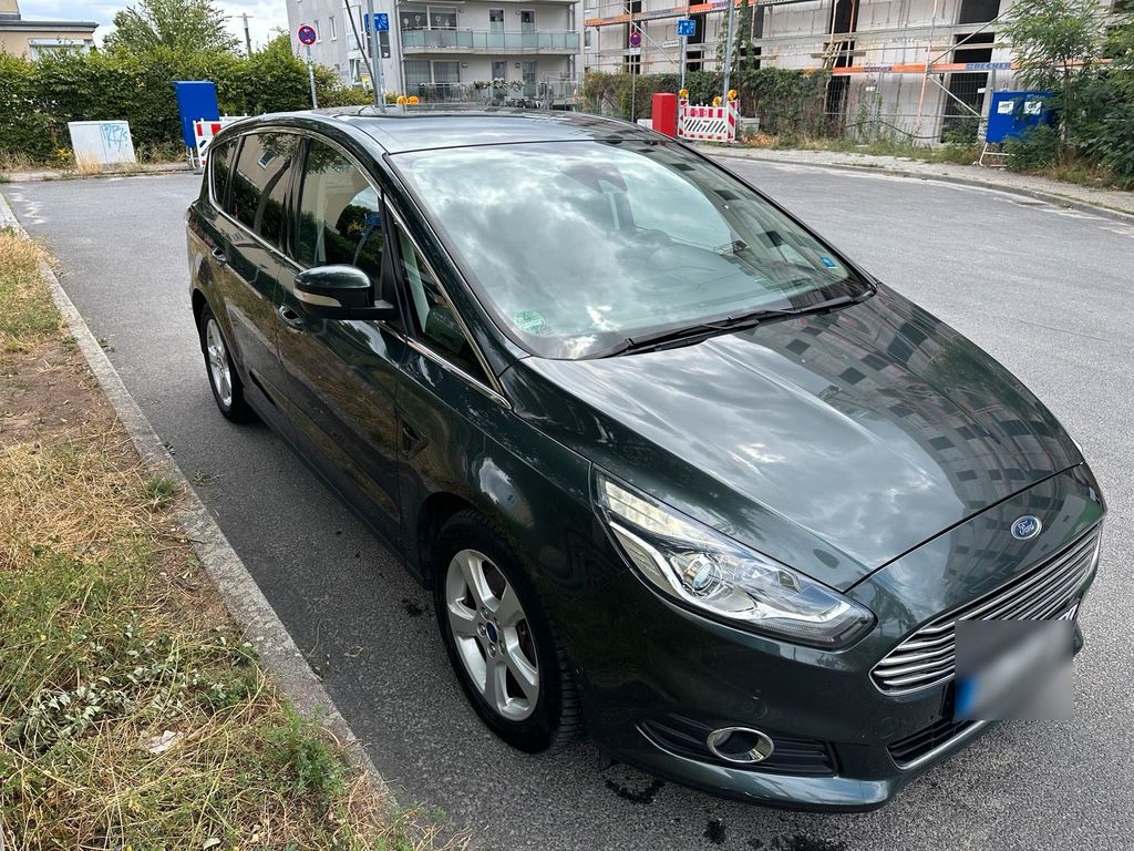 Image of Ford S-Max