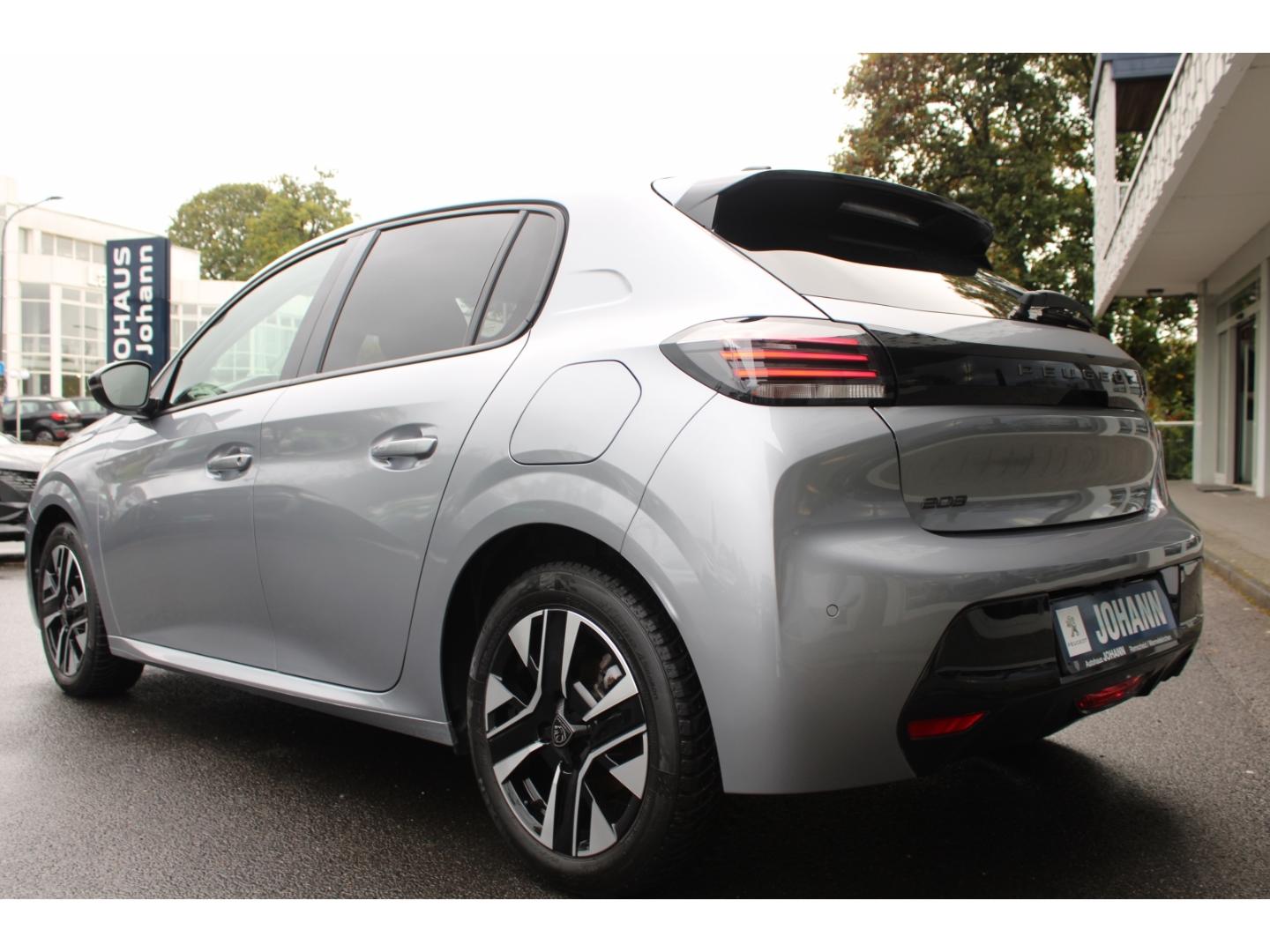 Peugeot 208 Allure PureTech 100 5türig *scheckheftgepfle
