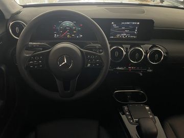 Mercedes A 180 - 10