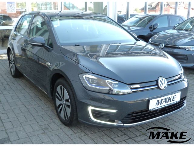 Golf e-Golf, CCS-Ladedose, Wärmepumpe, Rückfahrk