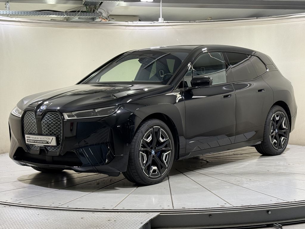 Image of BMW iX