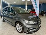 Volkswagen Touran Highline R-Line - Volkswagen Touran: R Line