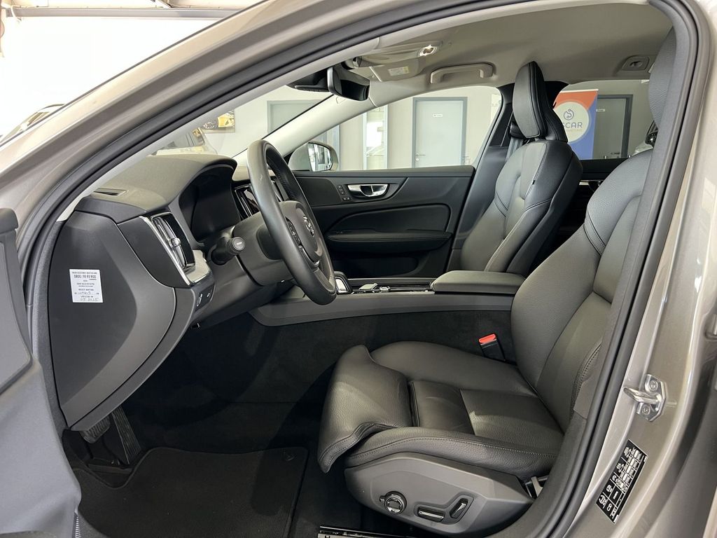 Volvo V60 Cross Country V60 CC B5 Pro AWD ACC BLIS Kamera Leder WinterPk