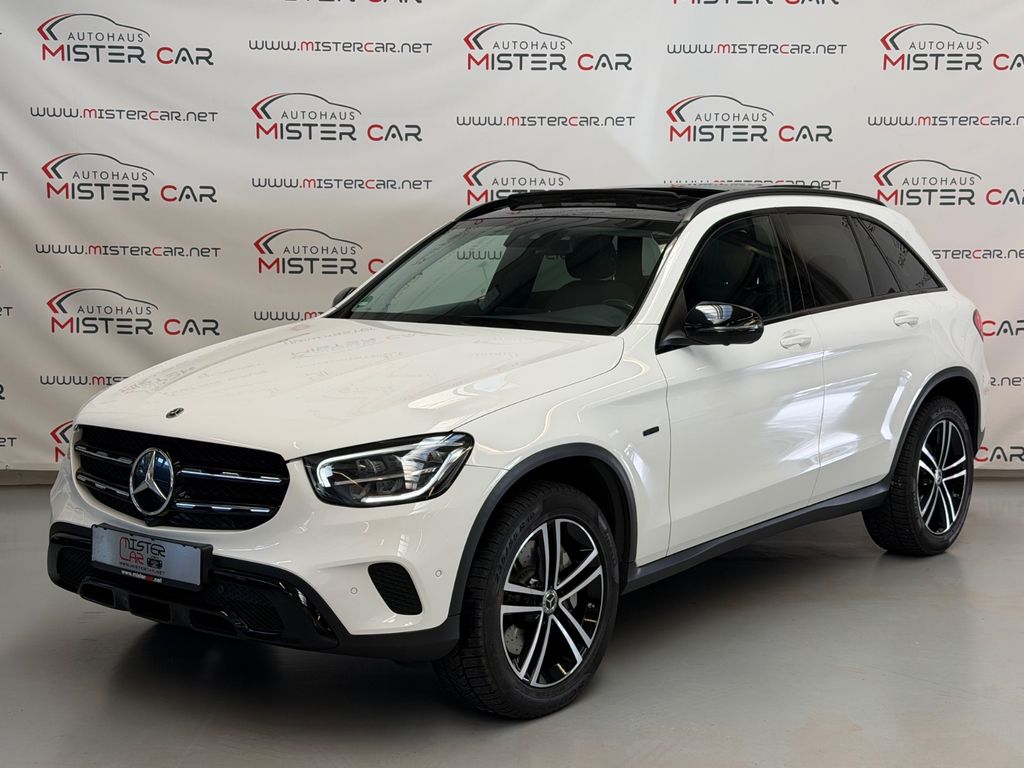 Image of Mercedes-Benz GLC 300