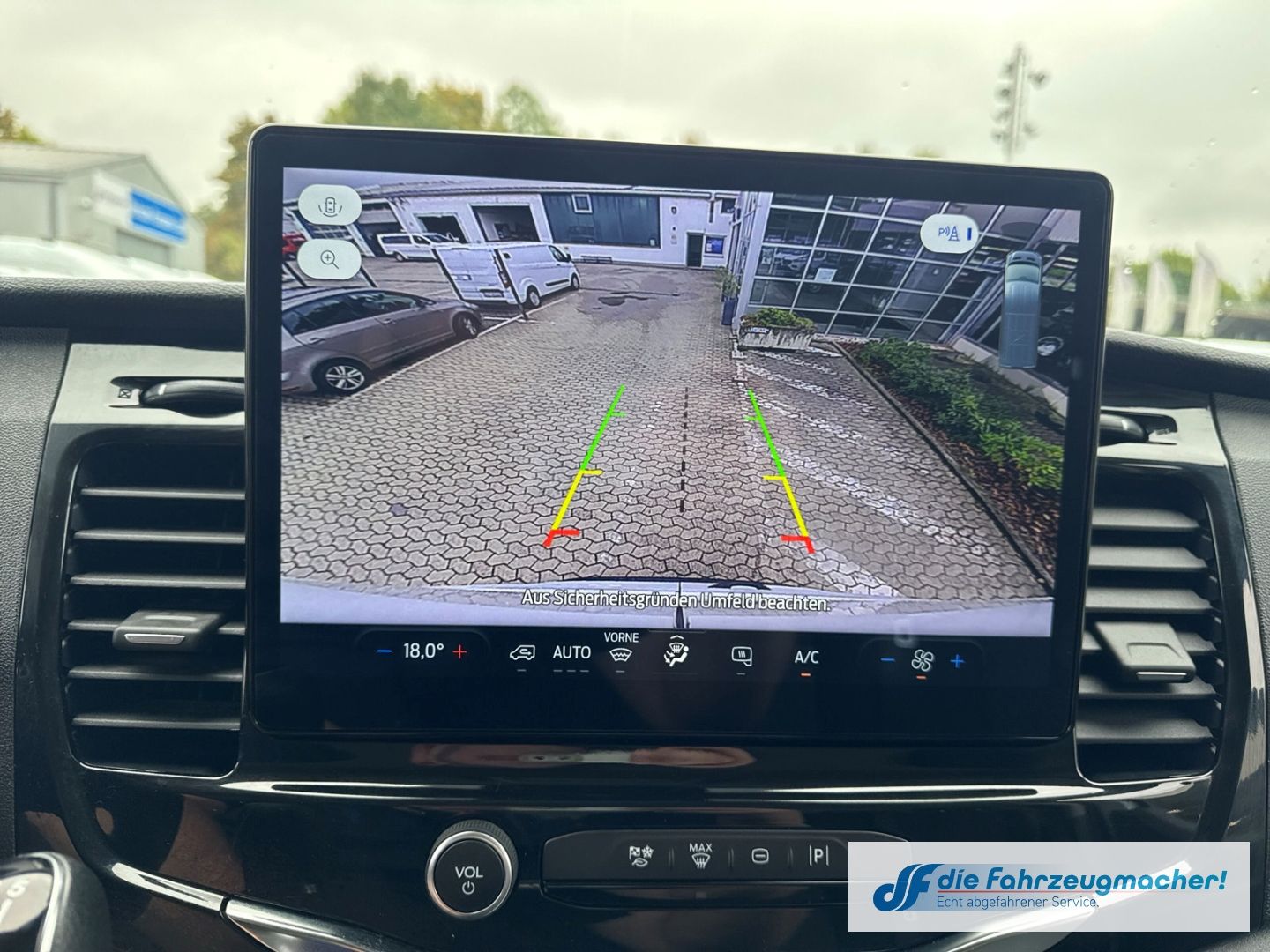 Fahrzeugabbildung Ford Transit Kasten 350 L2 Trend 2.0  Klima DAB Totwi