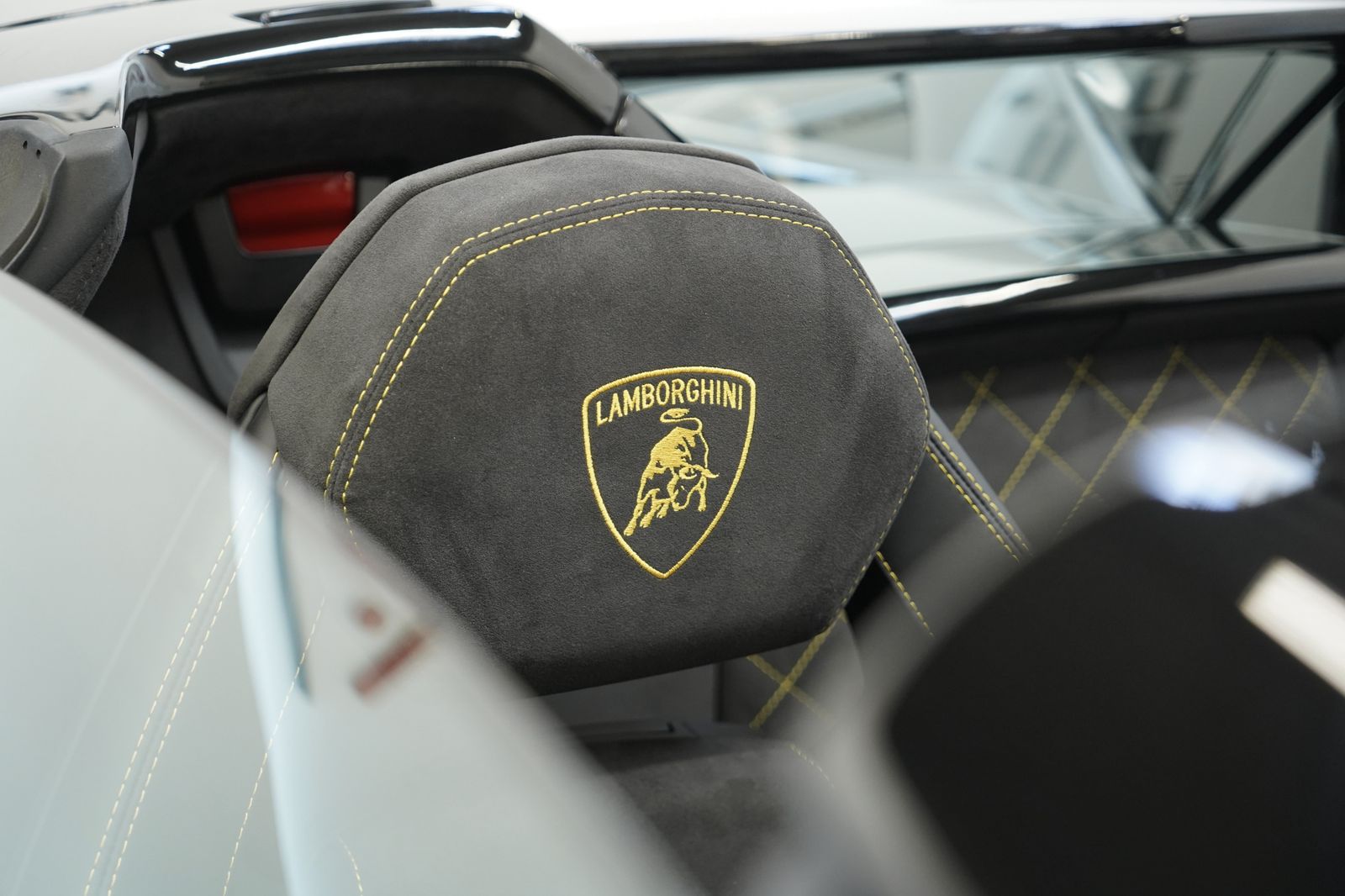 Lamborghini Aventador