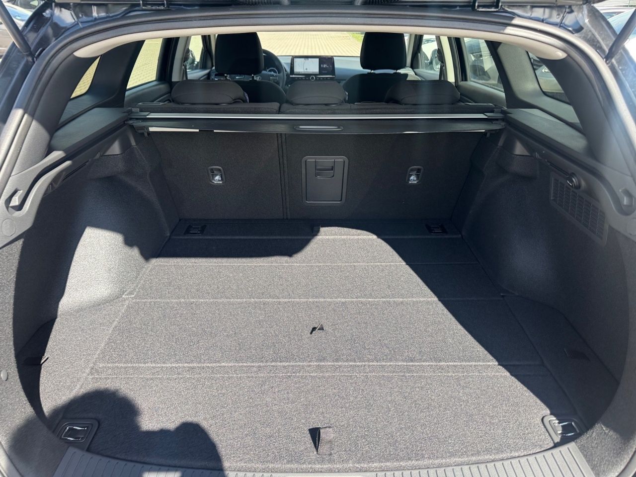 Fahrzeugabbildung Hyundai i30 ADVANTAGE LED*SHZ*LHZ*KAMERA*NAVI*USB*2Z-KL*