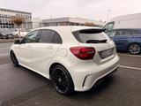 Mercedes-Benz A 200 AMG LINE AUTOMATIK 1.HAND*PANO*LEDER*LED* - Mercedes-Benz A 200 in Duisburg