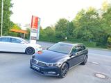 Volkswagen Passat Variant 2.0 TDI SCR DSG BMT Highline 19" - Volkswagen Passat mit Diesel-Antrieb: 2.0