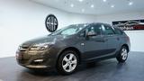 Opel Astra J Sports Tourer *SHZ*Tempomat*Lenkr.HZ - Opel Astra: Kombi, J