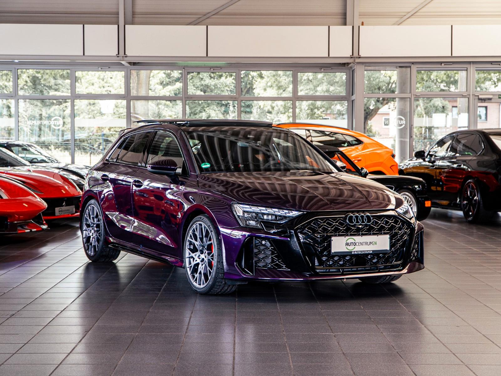 Audi RS3 Sportback Pano Carbon SONOS HUD