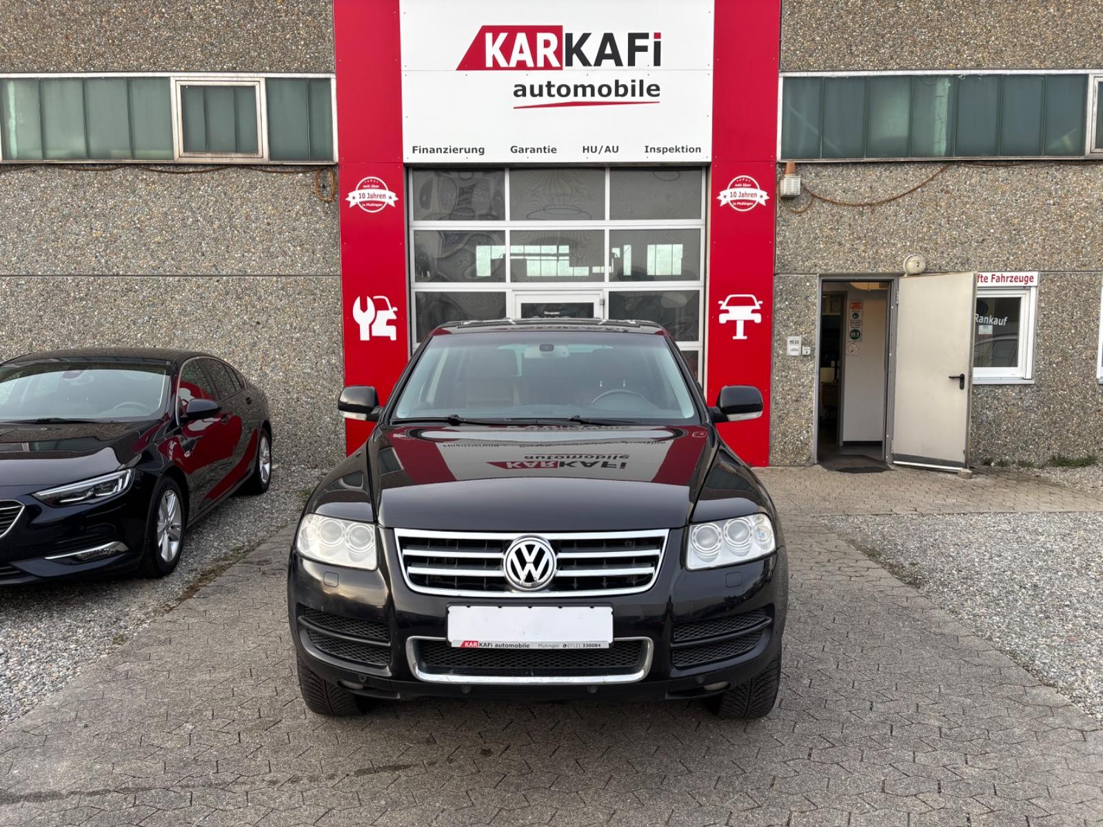Volkswagen Touareg 2005 — rear view