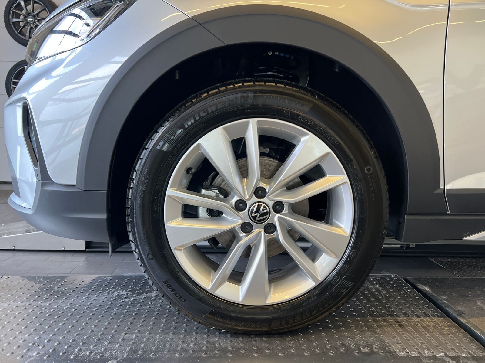 Fahrzeugabbildung Volkswagen Taigo Life 1.5 TSI DSG *IQ.Light, App-Connect, 1