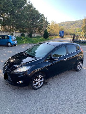 Ford Fiesta 1.4 5 porte Bz.- GPL Titanium