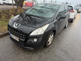 Peugeot 3008 Premium 1.6 HDI - Peugeot 3008 Premium mit Diesel-Antrieb