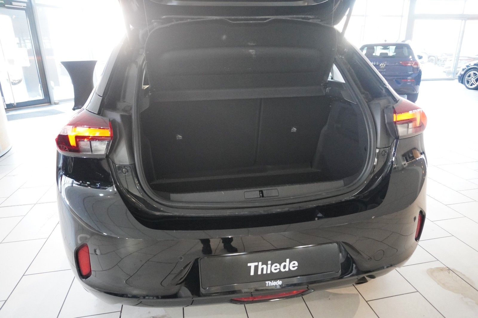 Fahrzeugabbildung Opel Corsa F 1.2 EDITION NAVI/SHZ/SPORT/PDC/TEMP./DAB