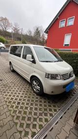 Volkswagen T5 Multivan United - Volkswagen T5 Multivan: United