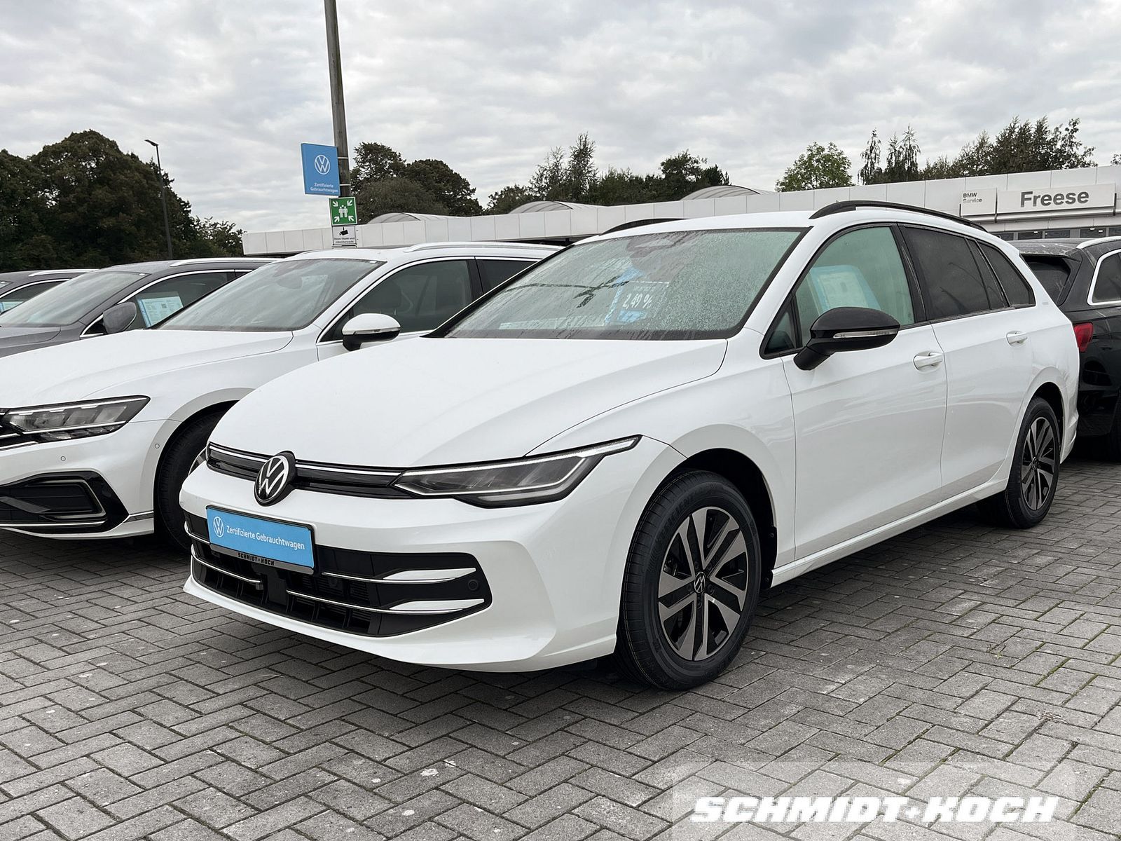 Volkswagen Golf VIII Variant 1.5 TSI Energy RFK Sitzheizun foto 2